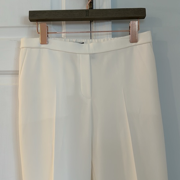 NWOT Theory White Ankle Pull On Pants in Size 8 - Picture 4 of 9